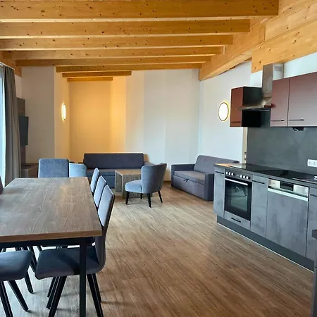 Apartment Luxurious Space For 8 People